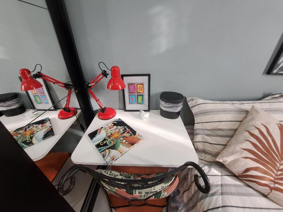 Quarto Privativo No Melhor De Botafogo Com Anfitria - Home With Host Rio de Janeiro Esterno foto