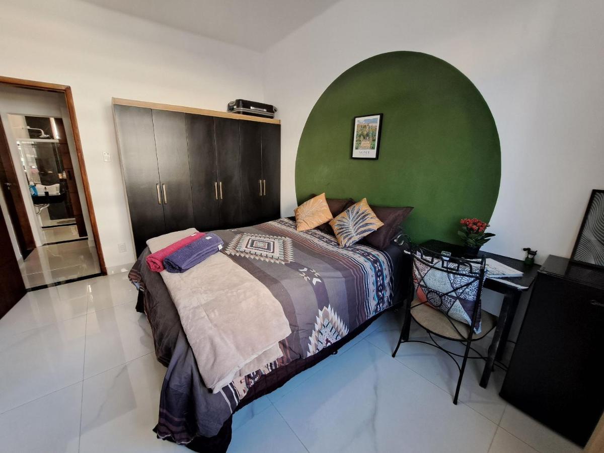 Quarto Privativo No Melhor De Botafogo Com Anfitria - Home With Host Rio de Janeiro Esterno foto