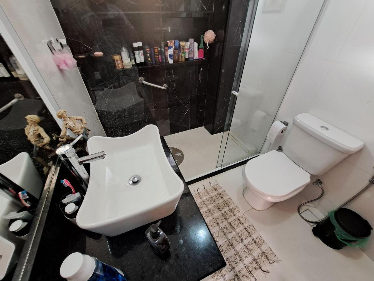Quarto Privativo No Melhor De Botafogo Com Anfitria - Home With Host Rio de Janeiro Esterno foto
